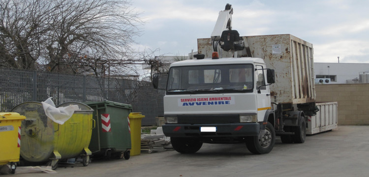 Rebus rifiuti, la Tradeco sostituisce Avvenire
