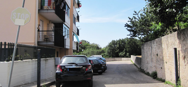 Strada privata in via Da Vinci: “soluzione alternativa”