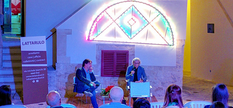 Tra i vicoli della mente: Lino Patruno parla ai nocesi de “Il meglio Sud”