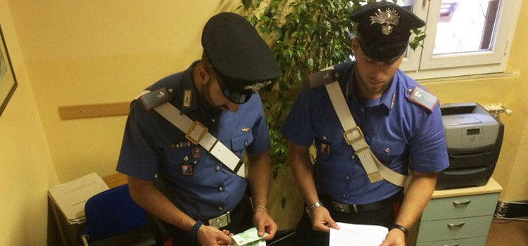 Giro di banconote false, truffati commercianti nocesi