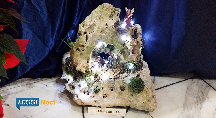 spaccanoci-presepe-nella-roccia