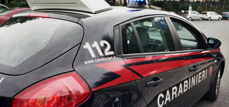 Operazione antidroga dei Carabinieri. Arrestata una 18enne incensurata ed un pusher 31enne