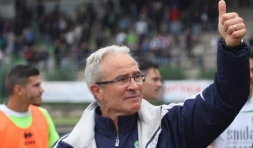 Addio a Elio Cocco, una grande figura del calcio locale che ha lasciato un’impronta indelebile