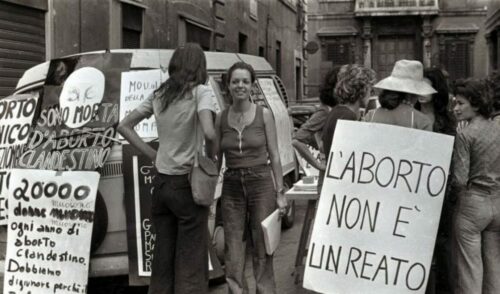 L’aborto tra il pensiero cattolico e laico